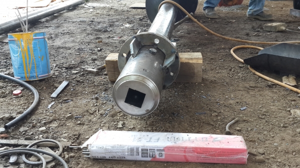 ขายสว่านเจาะดิน..ใส่ pc30..40..50..100..200ครบชุด