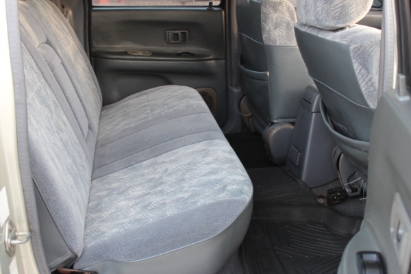 4WD 4ตู ปี01 ราคา210,000 เครื่องดี คัชชีสวย โทร 083-635-6333 แม็กซ์ สุราษฎร์ 4WD 4ตู ปี01 ราคา210,000 เครื่องดี คัชชีสวย โทร 083-635-6333 แม็กซ์ สุราษฎร์