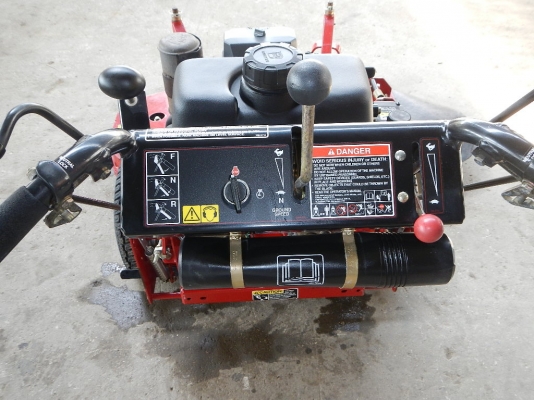 ขายรถตัดหญ้าTORO TURBO FORCE 40 นำเข้าสะภาพเยีียม ขายรถตัดหญ้าTORO TURBO FORCE 40 นำเข้าสะภาพเยีียม