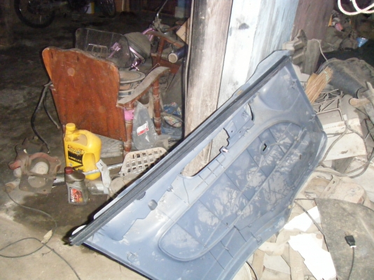 ขายแผงข้างประตู hino maga 10ล้อ ข้างขวาของแท้ถอด 1,500บาท