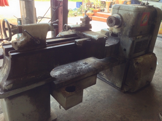 ขายแท่นกลึงขนาด4ฟุต ถูกๆ ตามสภาพ ขายแท่นกลึงขนาด4ฟุต ถูกๆ ตามสภาพ