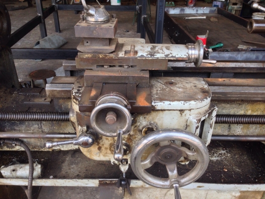 ขายแท่นกลึงขนาด4ฟุต ถูกๆ ตามสภาพ ขายแท่นกลึงขนาด4ฟุต ถูกๆ ตามสภาพ