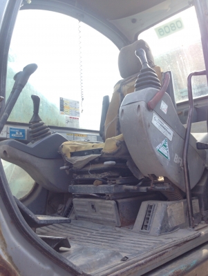 รถขุด Kobelco SK200-3 สต็อเราจากญี่ปุ่น สนใจโทร. 080-6565422 (หนิง)