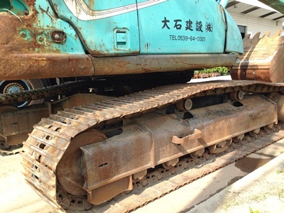 รถขุด Kobelco SK200-3 สต็อเราจากญี่ปุ่น สนใจโทร. 080-6565422 (หนิง)