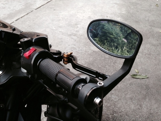 ER ปี 2013   หล่อๆพร้อมขี่เทียว