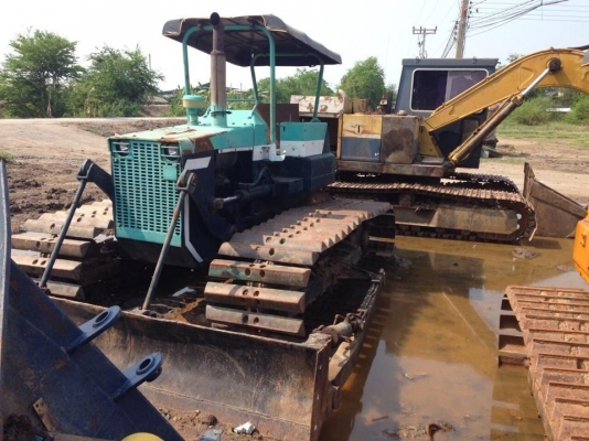 ขายD3 สภาพสวย พร้อมใช้งาน เครื่องดี ช่วงล่างดี ใบเเทร็กครบ ราคาต่อรองได้