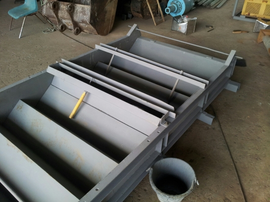 ขายแบบหล่อบันไดคอนกรีตสำเร็จรูป หล่อได้ยาวสุด 11 ขั้น