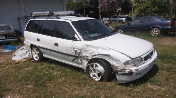 ขาย Opel astra van กึ่งซาก รายละเอียดเยอะ ขาย Opel astra van กึ่งซาก รายละเอียดเยอะ