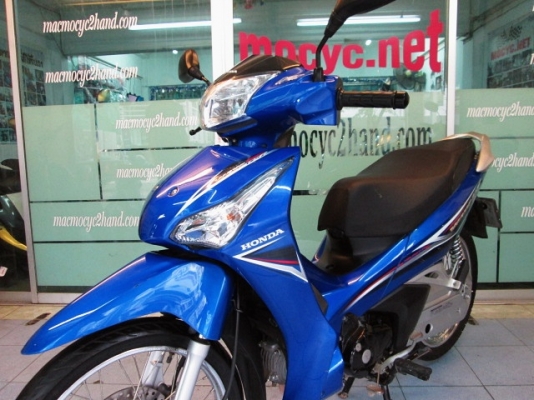Wave 125 i สี นํ้าเงินดำ รถเดือน กรกฏาคม ปี 57 ไมล์ 7 พันโล แถม 3 รายการ 32900