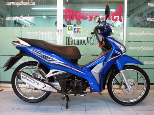 Wave 125 i สี นํ้าเงินดำ รถเดือน กรกฏาคม ปี 57 ไมล์ 7 พันโล แถม 3 รายการ 32900
