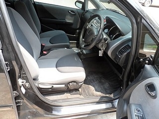 HONDA JAZZ 1.5 AUTO I-DSI ปี 2004 จัดไฟแนนซ์ง่าย ไม่ต้องมีคนค้ำ T.086-527-9533