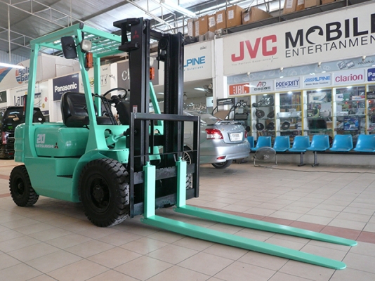 ขายรถโฟล์คลิฟท์ MITSUBISHI รุ่น FG20 ราคา 185,000 บาท นำเข้าจากประเทศญี่ปุ่น 100\% ไม่เคยใช้งานในไทย