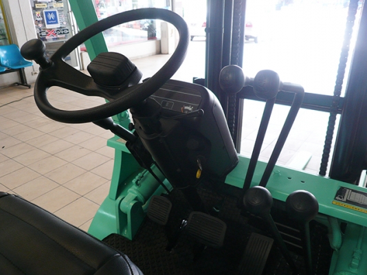 ขายรถโฟล์คลิฟท์ MITSUBISHI รุ่น FG20 ราคา 185,000 บาท นำเข้าจากประเทศญี่ปุ่น 100\% ไม่เคยใช้งานในไทย