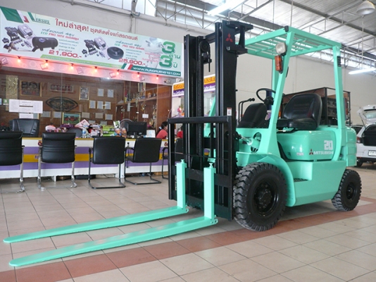 ขายรถโฟล์คลิฟท์ MITSUBISHI รุ่น FG20 ราคา 185,000 บาท นำเข้าจากประเทศญี่ปุ่น 100\% ไม่เคยใช้งานในไทย