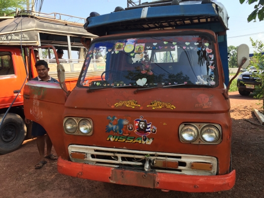 NISSAN4ล้อเครื่อง74แรง NISSAN4ล้อเครื่อง74แรง