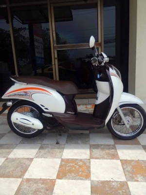Scoopy i ปี 2555 รถสวยจริง สไตล์คลาสสิค หัวฉีดประหยัดน้ำมัน