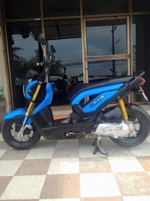 รถเพียง 9 เดือน Zoomer X ปี 2557 สีน้ำเงิน ดำ รถสวยนางฟ้าสุดๆ ขับดีมากมาย