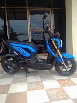 รถเพียง 9 เดือน Zoomer X ปี 2557 สีน้ำเงิน ดำ รถสวยนางฟ้าสุดๆ ขับดีมากมาย