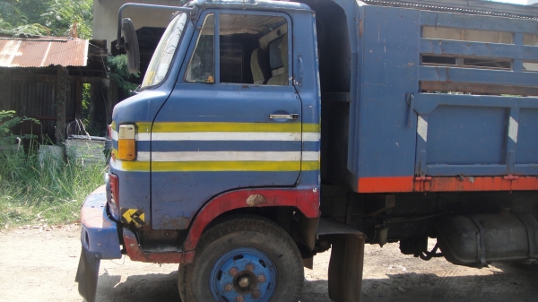 ็HINO KM500 ดั๊ม5คิว เครื่องดี ยางดี คัสฃีสวย ยาง825/16 คานหน้า-เฟืองท้ายเอฟ พวงมาลัยเพาเวอร์ รถพร้อมใช้ ราคาถูก