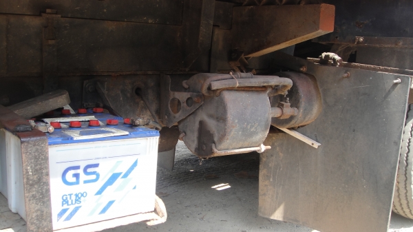 ็HINO KM500 ดั๊ม5คิว เครื่องดี ยางดี คัสฃีสวย ยาง825/16 คานหน้า-เฟืองท้ายเอฟ พวงมาลัยเพาเวอร์ รถพร้อมใช้ ราคาถูก