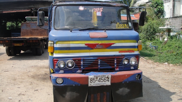 ็HINO KM500 ดั๊ม5คิว เครื่องดี ยางดี คัสฃีสวย ยาง825/16 คานหน้า-เฟืองท้ายเอฟ พวงมาลัยเพาเวอร์ รถพร้อมใช้ ราคาถูก