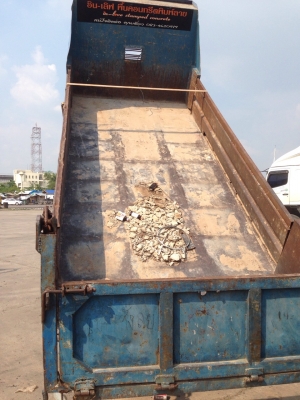 ต้องการขายรถ6ล้ออีซูซุดั้มขายตามสภาพสนใจติดต่อด่วนโดยตรง