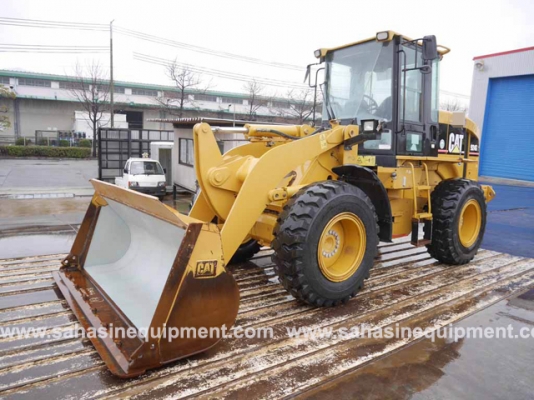 รถตัก ยี่ห้อ CAT รุ่น 924GZ S/N WGX00538 สภาพดีมาก บจก.สหสินอีควิปเม้นท์ โทร.081-5851880, 02-5168100-1 www.sahasinequipment.com