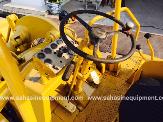 รถตัก ยี่ห้อ CAT รุ่น 950 S/N 73J1499 สภาพดี ไม่เคยใช้งานในไทย บจก.สหสินอีควิปเม้นท์ โทร.081-5851880, 02-5168100-1 www.sahasinequipment.com