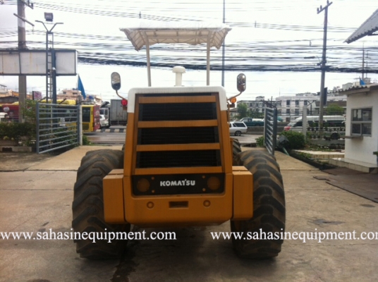 รถตัก ยี่ห้อ KOMATSU รุ่น 515 S/N 107XX นำเข้า ไม่เคยใช้งานในไทย บจก.สหสินอีควิปเม้นท์ โทร.081-5851880, 02-5168100-1 www.sahasinequipment.com