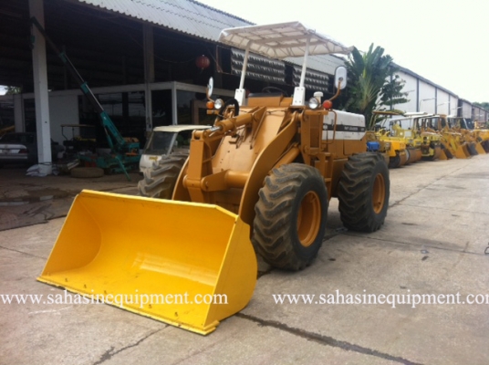 รถตัก ยี่ห้อ KOMATSU รุ่น 515 S/N 107XX นำเข้า ไม่เคยใช้งานในไทย บจก.สหสินอีควิปเม้นท์ โทร.081-5851880, 02-5168100-1 www.sahasinequipment.com