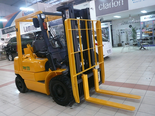 ขายรถโฟล์คลิฟท์มือสอง TCM รุ่น FG20N16 ราคา 185,000 บาท นำเข้าจากประเทศญี่ปุ่น 100\% ไม่เคยใช้งานในประเทศไทย