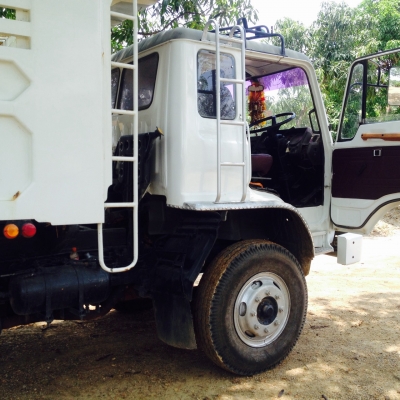 ขาย ซูโม่ 227. เครื่องเดิม EM100   220 แรงม้า (รับประกันคัสซีสวยเครื่องดี )