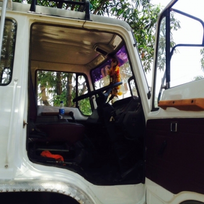 ขาย ซูโม่ 227. เครื่องเดิม EM100   220 แรงม้า (รับประกันคัสซีสวยเครื่องดี )