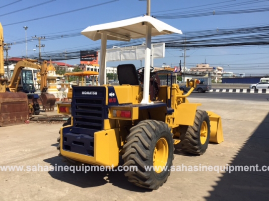 รถตัก ยี่ห้อ KOMATSU รุ่น WA70-1 S/N 12206 นำเข้า บจก.สหสินอีควิปเม้นท์ โทร.081-5851880, 02-5168100-1 www.sahasinequipment.com