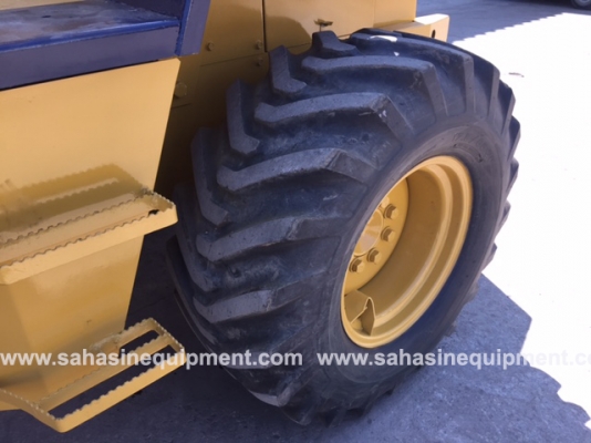 รถตัก ยี่ห้อ KOMATSU รุ่น WA70-1 S/N 12206 นำเข้า บจก.สหสินอีควิปเม้นท์ โทร.081-5851880, 02-5168100-1 www.sahasinequipment.com
