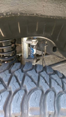 เจ้าของขายเอง Jeep Cherokee โฉมมน ปี 2000 ติดแก๊สและของแต่ง สภาพเยื่ยม พร้อมใช้