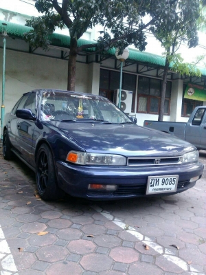 ขาย HONDA ACRORD ตาเพชร สภาพพร้อมใช้ ทะเบียนเต็มพร้อมโอน