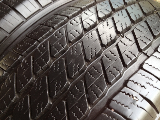 ยางมิชลิน265 65R17ลงพื้นปลายปี2013ถูกๆ ยางมิชลิน265 65R17ลงพื้นปลายปี2013ถูกๆ