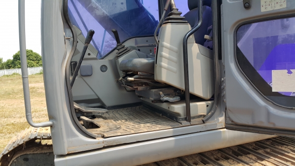 ขายรถแบคโฮ KOBELCO SK.200-YN08 เล่มทะเบียน ไฟฟ้ามี ช่วงล้างเต็ม รถสวยมากๆ ราคา.1650000 สนใจโทรด่วน ขายรถแบคโฮ KOBELCO SK.200-YN08 เล่มทะเบียน ไฟฟ้ามี ช่วงล้างเต็ม รถสวยมากๆ ราคา.1650000 สนใจโทรด่วน