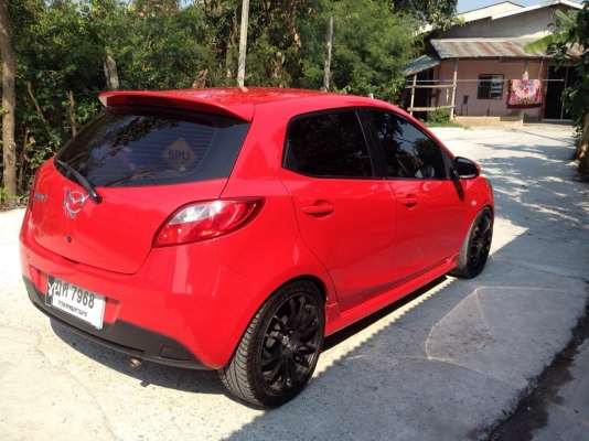 ขายด่วน MAZDA2 5ประตูตัวTop มือเดียวใช้เองคะ