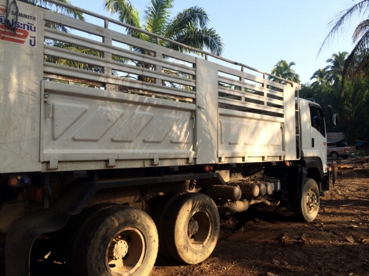 รถอีซูซุ 10 ล้อดั้ม FXZ 360 แรงม้า ปี 56. ( รถวิ่ง 13x,xxx กม. ) , ( ขายแม่ , ลูก. )   สนใจติดต่อ  081 - 6079515