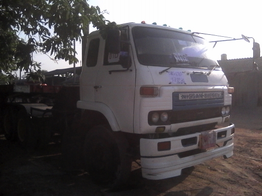 ขายรถหัวลาก Nissan CW41 พร้อมหาง2เพลา ขายรถหัวลาก Nissan CW41 พร้อมหาง2เพลา