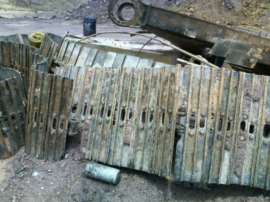 ขายโซ่พร้อมใบCAT320 ขายโซ่พร้อมใบCAT320