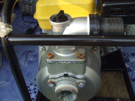 ขายเครื่องสูบนํ้า5.5แรง4จังหวัะของใหม่ไม่เคยใช้งานขายถูกส่งได้ทั่วปะเทศไทย ขายเครื่องสูบนํ้า5.5แรง4จังหวัะของใหม่ไม่เคยใช้งานขายถูกส่งได้ทั่วปะเทศไทย