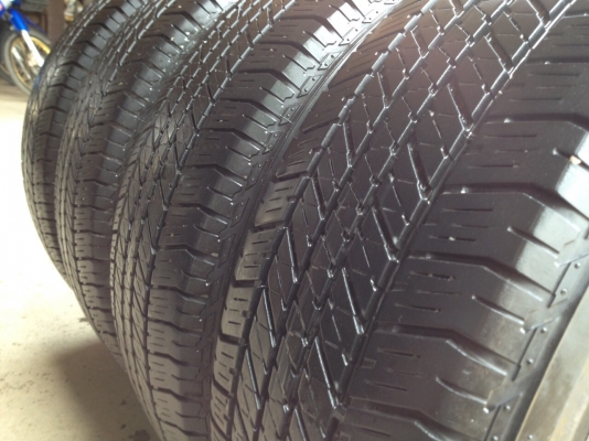 ยางบริดสโตน265 65R17ลงพื้นปลางปี2013ถูกๆ