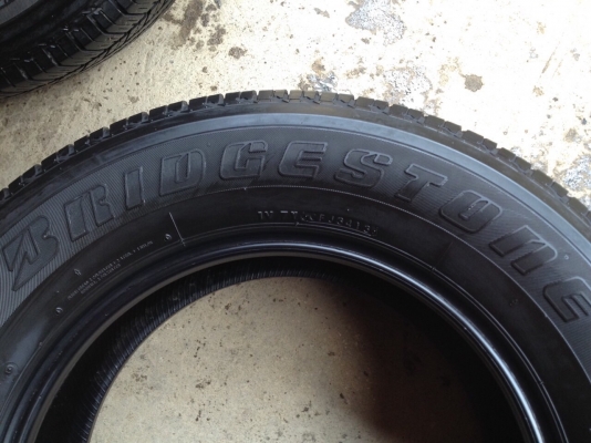 ยางบริดสโตน265 65R17ลงพื้นปลางปี2013ถูกๆ