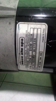 เครื่องปั่นไฟเบนซิล ขนาด 3 KVA 220V  เครื่อง honda 4จังหวะ(แท้) พร้อมใช้งานครับ