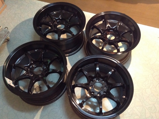 แม็ก CE28n ขอบ 15 นิ้ว 4 รู 100 กว้าง 8 นิ้ว 4 วง