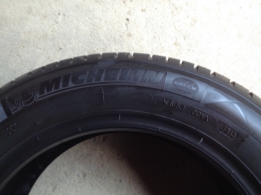 ยางมิชลิน185 60R15ปี2013ถูกคุ้มๆ ยางมิชลิน185 60R15ปี2013ถูกคุ้มๆ