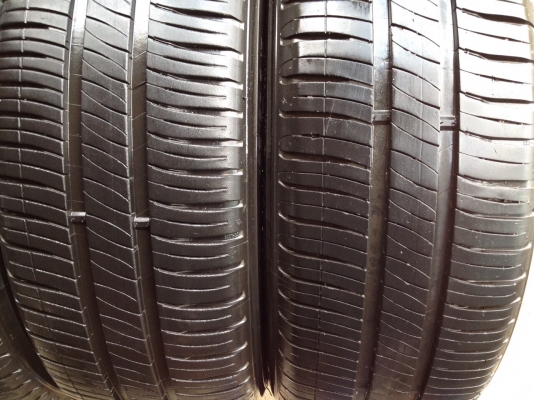 ยางมิชลิน185 60R15ปี2013ถูกคุ้มๆ ยางมิชลิน185 60R15ปี2013ถูกคุ้มๆ